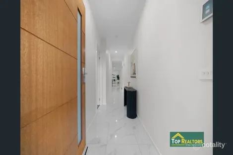 Property photo of 13 Dixie Street Tarneit VIC 3029