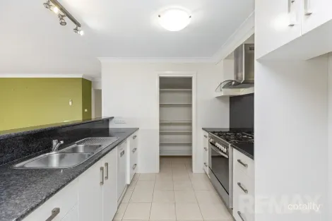 Property photo of 7 Greenway Street Lloyd NSW 2650