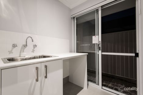 Property photo of 3A Pontoon Way Alkimos WA 6038