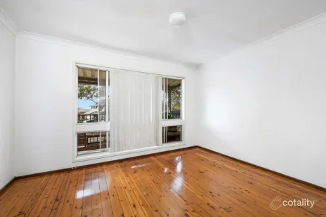 Property photo of 1/92 The Corso Gorokan NSW 2263