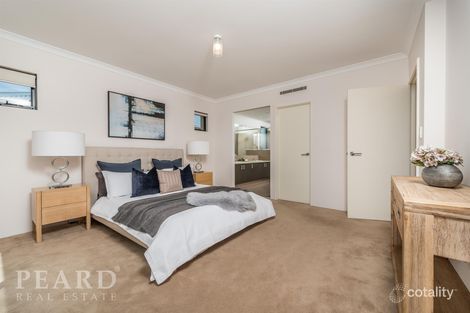 Property photo of 63 Seaspray Crescent Jindalee WA 6036