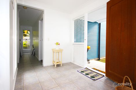 Property photo of 5 Butternut Place Pottsville NSW 2489
