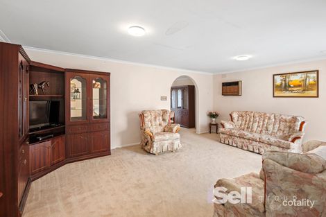 Property photo of 16 Melanie Close Keysborough VIC 3173