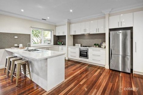 Property photo of 60 St Elmo Road Ivanhoe VIC 3079