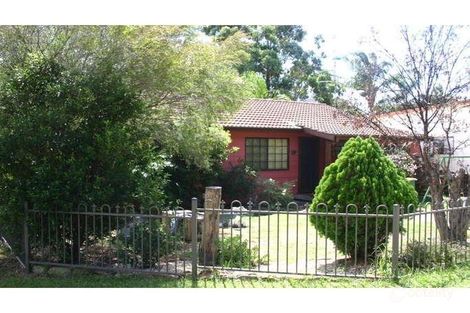 72 Griffith St, Mannering Park, NSW 2259