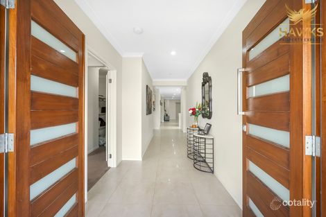 Property photo of 10 Ferrars Way Mickleham VIC 3064