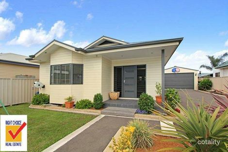 Property photo of 19 Brian Avenue Warilla NSW 2528