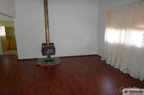 Property photo of 9 River Avenue Collie WA 6225