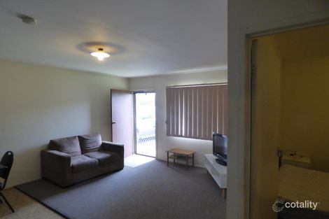 4 Daphne Ave, Mornington, QLD 4825