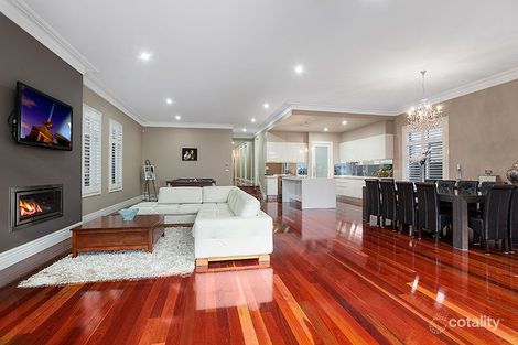 Property photo of 10 Roberts Street Essendon VIC 3040