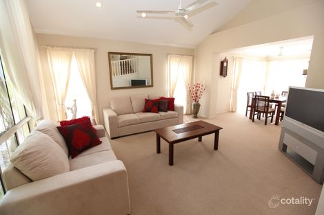 Property photo of 2 Redgum Place Molendinar QLD 4214