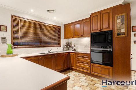 Property photo of 24 Piccadilly Avenue Wantirna South VIC 3152