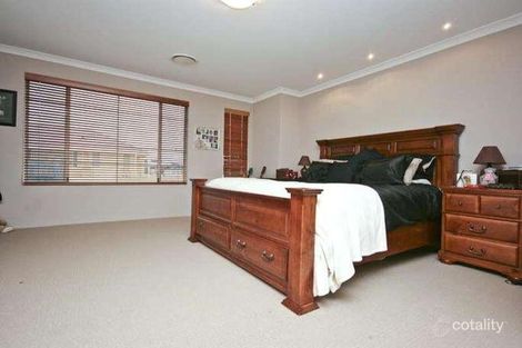 Property photo of 5 Randwick Bend Harrisdale WA 6112