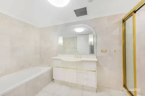 Property photo of 11M/1 Francis Road Artarmon NSW 2064