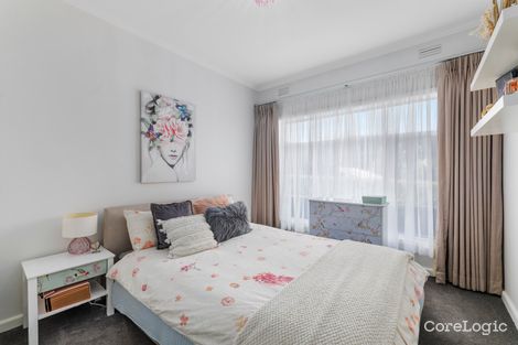 Property photo of 1/3 Hillcrest Avenue Ferntree Gully VIC 3156