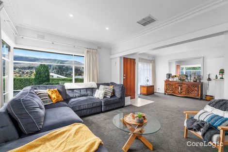 Property photo of 1/3 Hillcrest Avenue Ferntree Gully VIC 3156