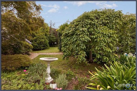 Property photo of 31 Glasgow Street Hughes ACT 2605