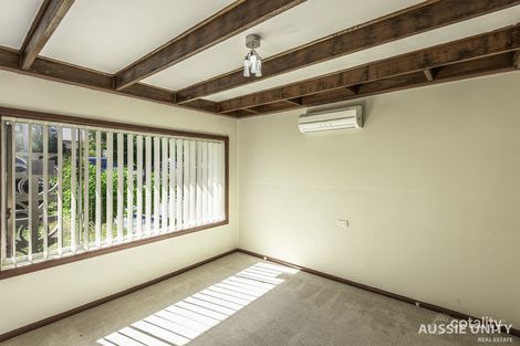 Property photo of 10 Collins Street Pendle Hill NSW 2145