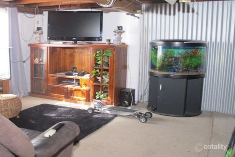 Property photo of 38 Greenham Street Raceview QLD 4305