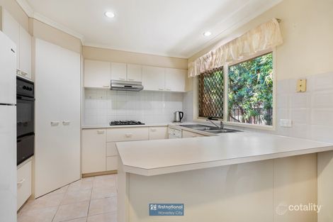 Property photo of 2/22 Kurrajong Avenue Glen Waverley VIC 3150