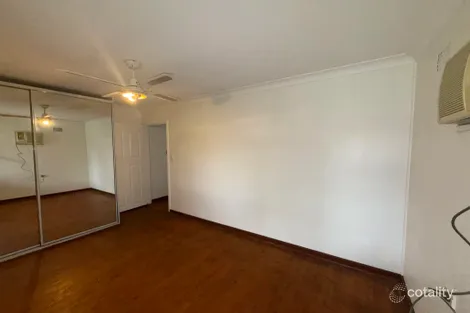 Property photo of 14 Schiller Place Emerton NSW 2770