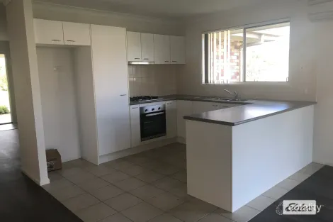 Property photo of 16 Peppermint Place Laidley QLD 4341