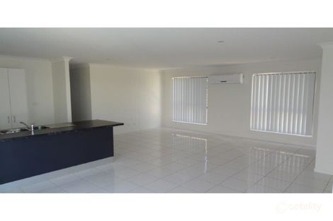 Property photo of 14 Esperance Avenue Blacks Beach QLD 4740