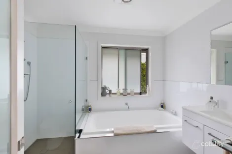 Property photo of 105 Bay Road Blue Bay NSW 2261