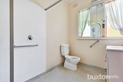 Property photo of 34 Tucker Road Bentleigh VIC 3204