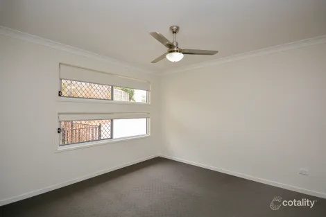 Property photo of 17 Faustina Close Augustine Heights QLD 4300