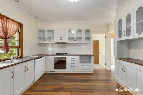 Property photo of 68 Derrima Road Crestwood NSW 2620