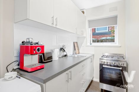 Property photo of 2/13 Glenvale Road Glen Iris VIC 3146