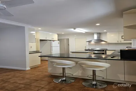 Property photo of 1 Viveash Way Bulgarra WA 6714