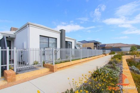 Property photo of 5 Corbitt Lane Hammond Park WA 6164