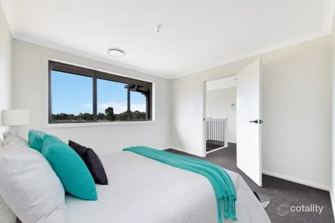 Property photo of 3 Crowley Boulevard Claymore NSW 2559