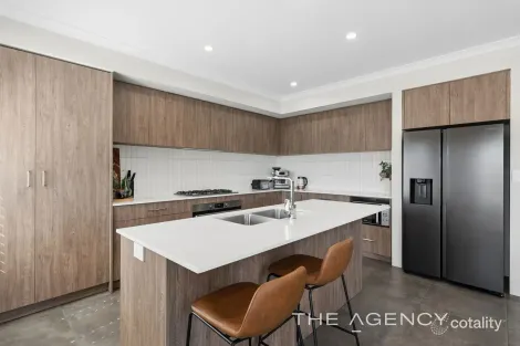 Property photo of 18 Macgregor Drive Padbury WA 6025