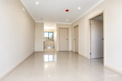 5b Benham Rd, Minto, NSW 2566