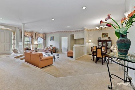 Property photo of 30 Maroong Drive Research VIC 3095