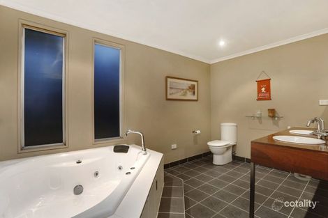 Property photo of 19 Cam Street Burwood East VIC 3151