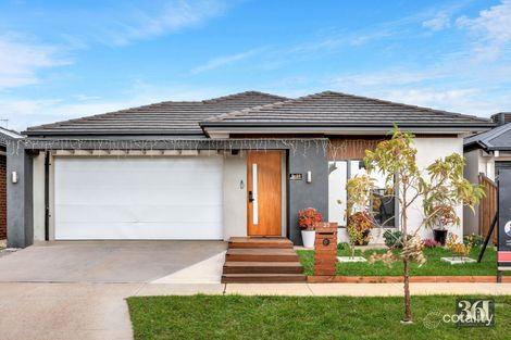 Property photo of 23 Wattleseed Drive Fraser Rise VIC 3336