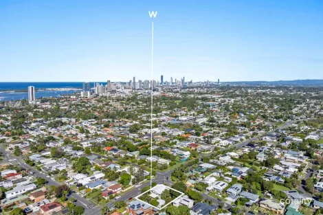 Property photo of 44 Wilson Street Labrador QLD 4215