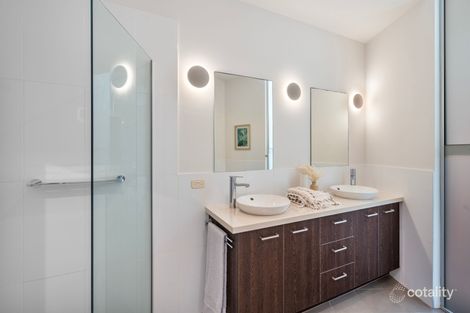 Property photo of 11 Mawson Close Tennyson SA 5022