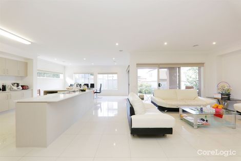Property photo of 63 Kinnoull Grove Glen Waverley VIC 3150