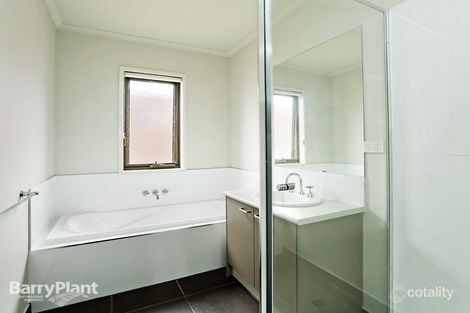 Property photo of 26 Beekeeper Road Armstrong Creek VIC 3217