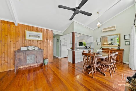 Property photo of 3 Dumfries Street Kenmore QLD 4069