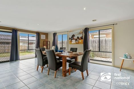 Property photo of 1 Clyde Close Taylors Hill VIC 3037