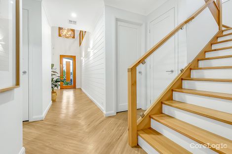 Property photo of 41 Whitfield Crescent Craigieburn VIC 3064