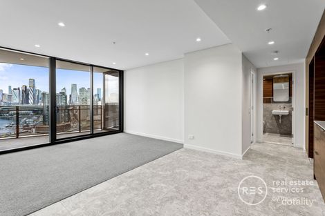 2204/103 South Wharf Dr, Docklands, VIC 3008