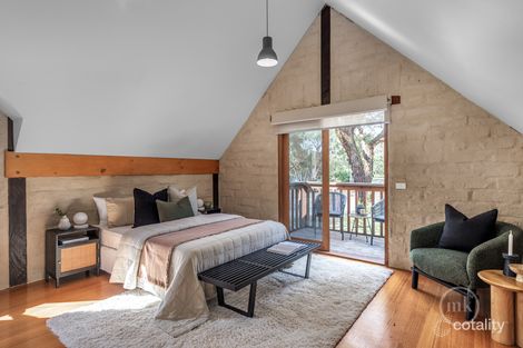 Property photo of 2/1 Wattletree Road Eltham VIC 3095