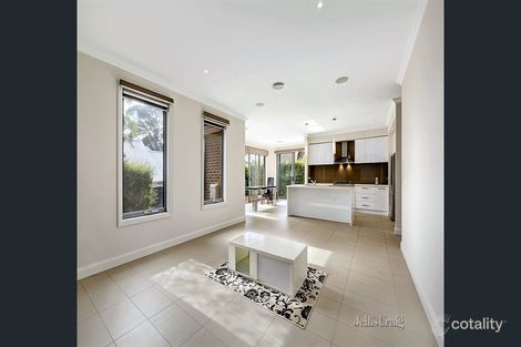 Property photo of 21 Sweyn Street Balwyn North VIC 3104